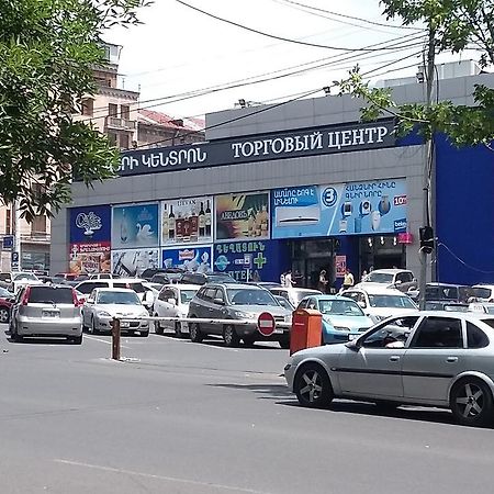 Mini Hostel N.Tigranyan 5 Jerevan Buitenkant foto
