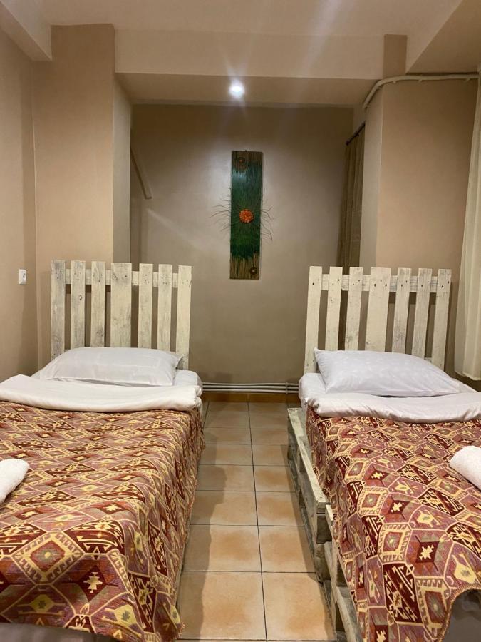 Mini Hostel N.Tigranyan 5 Jerevan Buitenkant foto