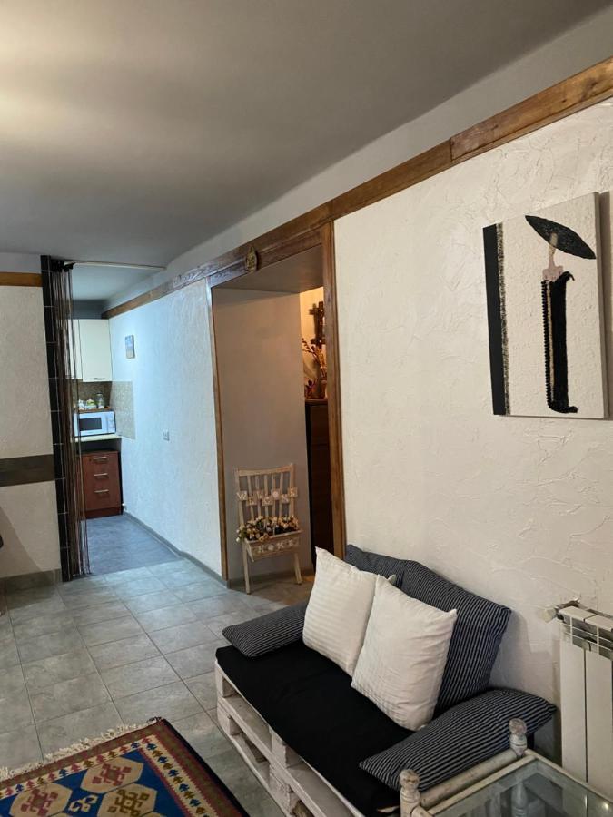 Mini Hostel N.Tigranyan 5 Jerevan Buitenkant foto