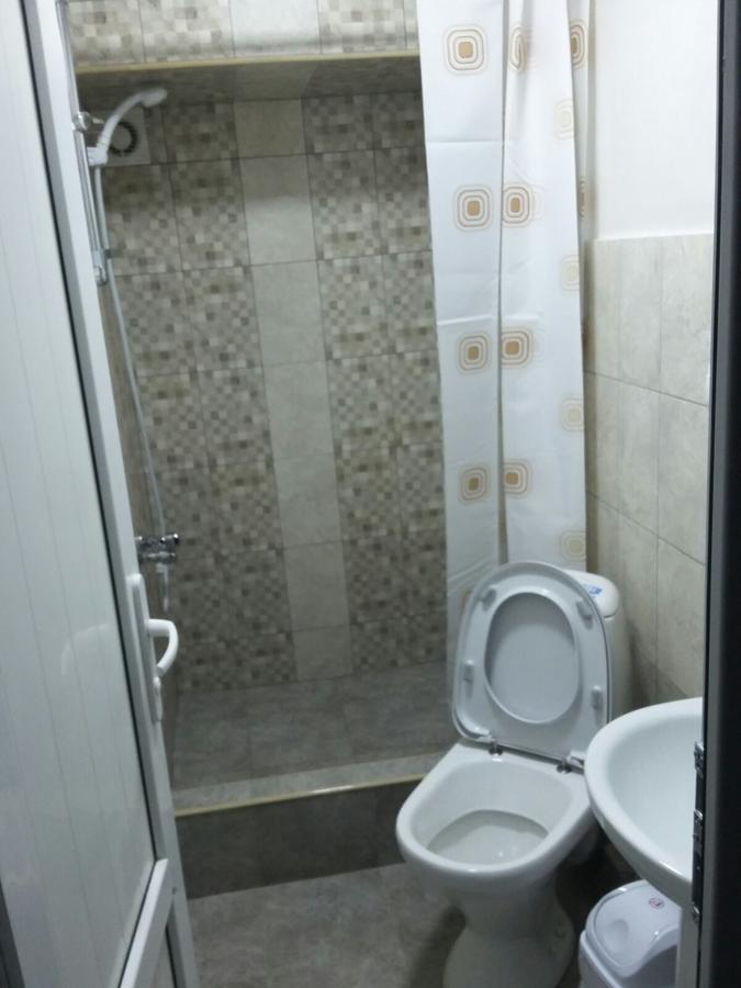 Mini Hostel N.Tigranyan 5 Jerevan Buitenkant foto